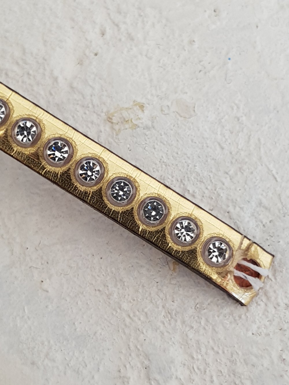 Guldspegelläder 06 mm Swarovski Strass per 20 cm