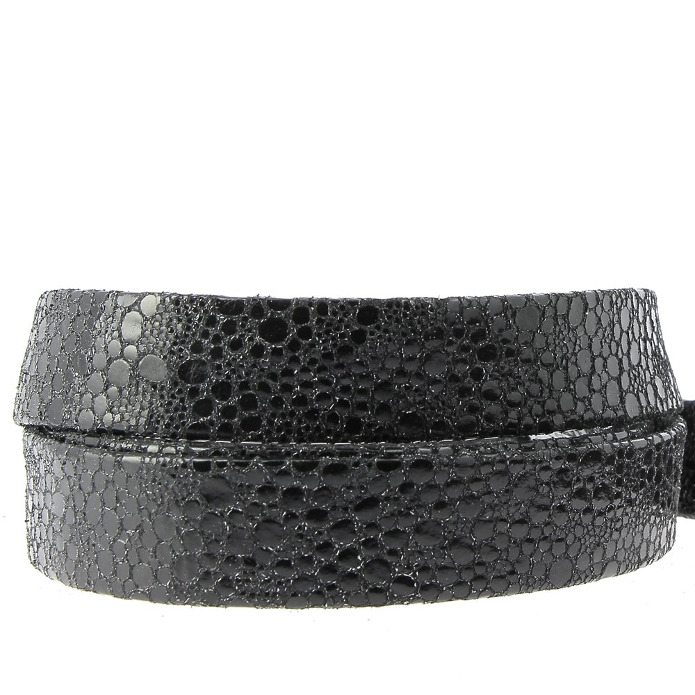 Svart läder 20 mm x 20 cm