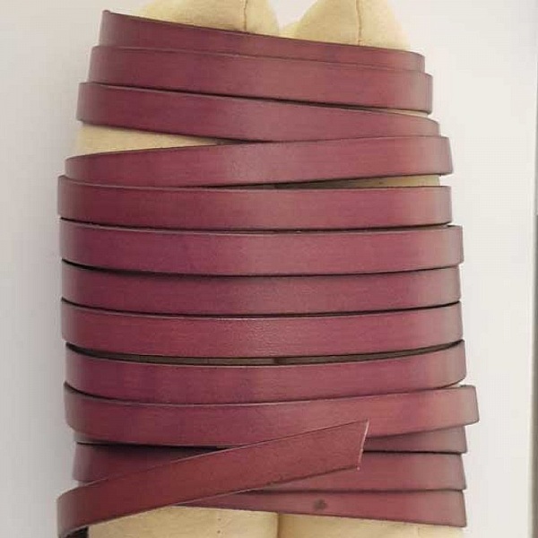 Platt l&auml;der plommon 10 mm x 20 cm sl&auml;tt