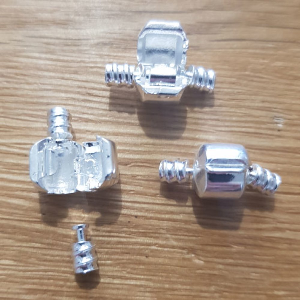 Komplett klämfäste N°03