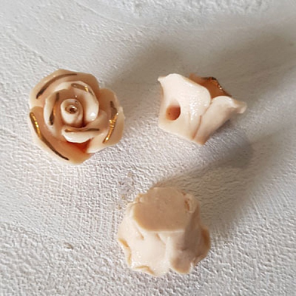 Fleur Fa&iuml;ence 15 mm N&deg;01-02 Beige
