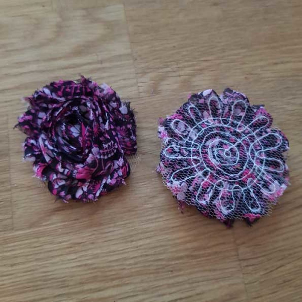 Blommor av fransigt tyg nr 49