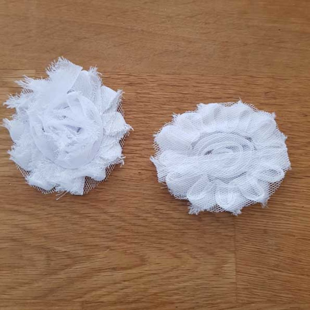 Blommor av fransigt tyg nr 78