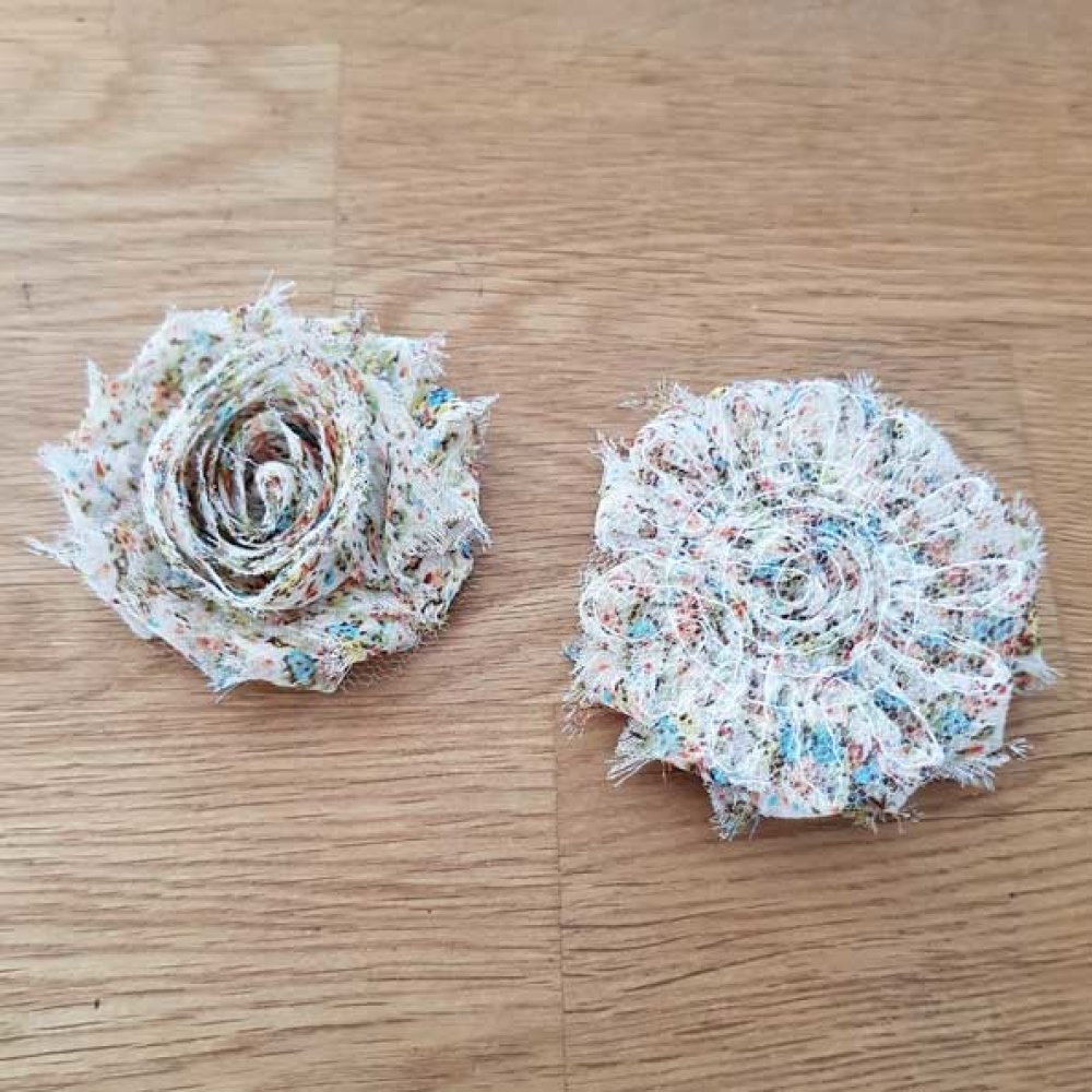 Blommor av fransigt tyg nr 89