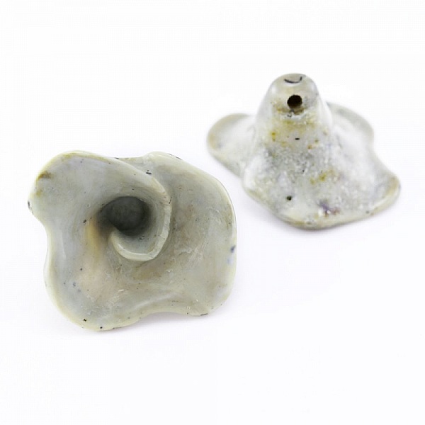 Fleur r&eacute;sine 1 trou 17 x 29 mm Kaki Marbr&eacute;