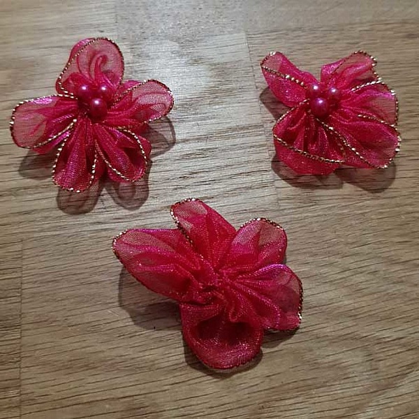 Set med 3 f&auml;rgglada blommor Organza-tyg Fushia