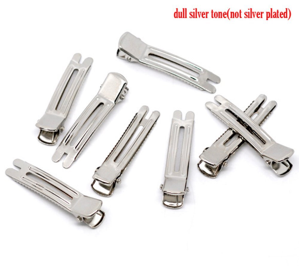 Set med 30 alligatorklämmor - silver 47 mm x 12 mm.