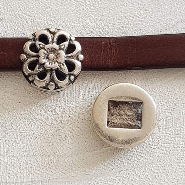 Zamak N&deg;16 Silver 13 mm genomg&aring;ng