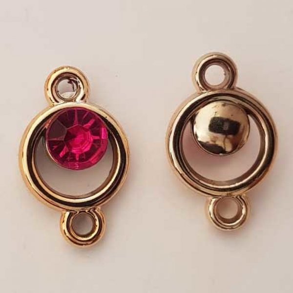 Pendentif en plastique et strass acrylique rond entre deux N&deg;03 fushia