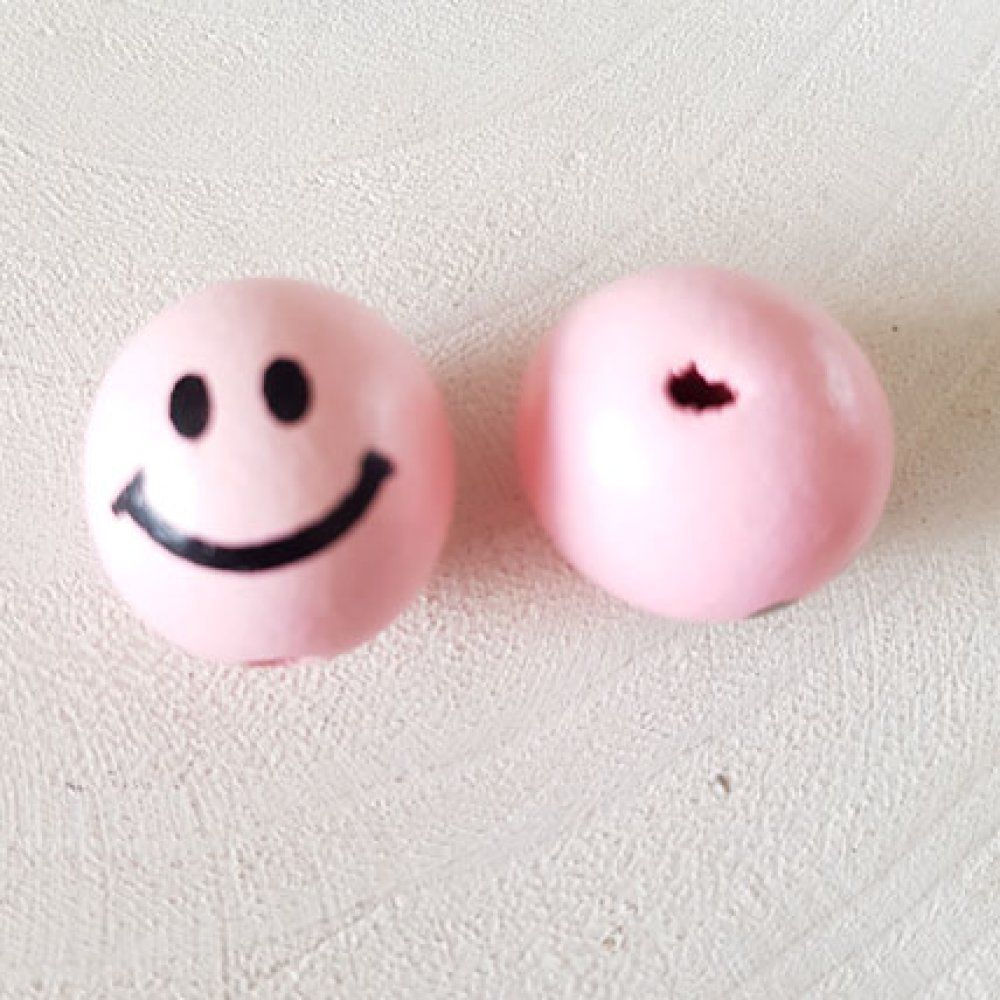 Träpärlhuvud karaktär N°06 Rosa
