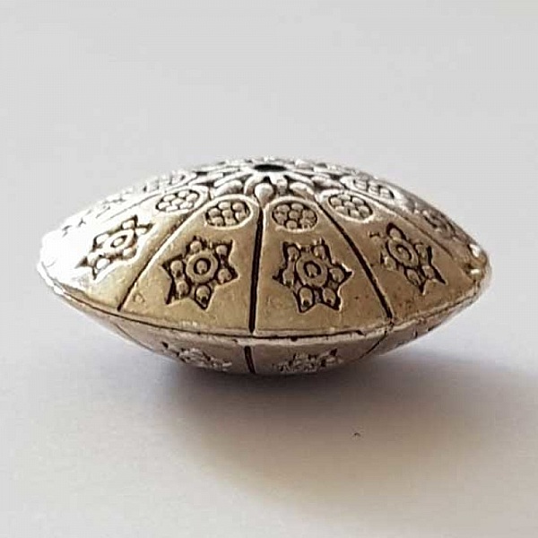 Perle divers en m&eacute;tal argent&eacute; 028 argent