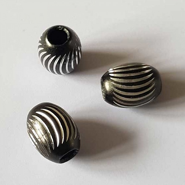 Perle divers en m&eacute;tal argent&eacute; 039 Argent et Noir