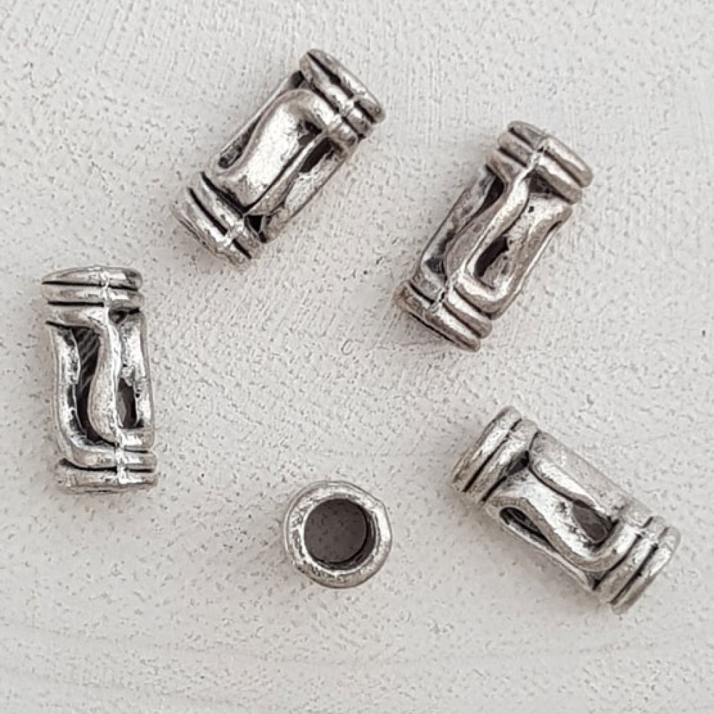 Silver rörpärla N°09