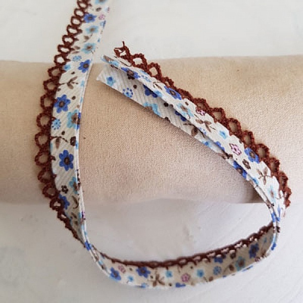 Multi-blomma och spets Bias Ribbon N&deg;04