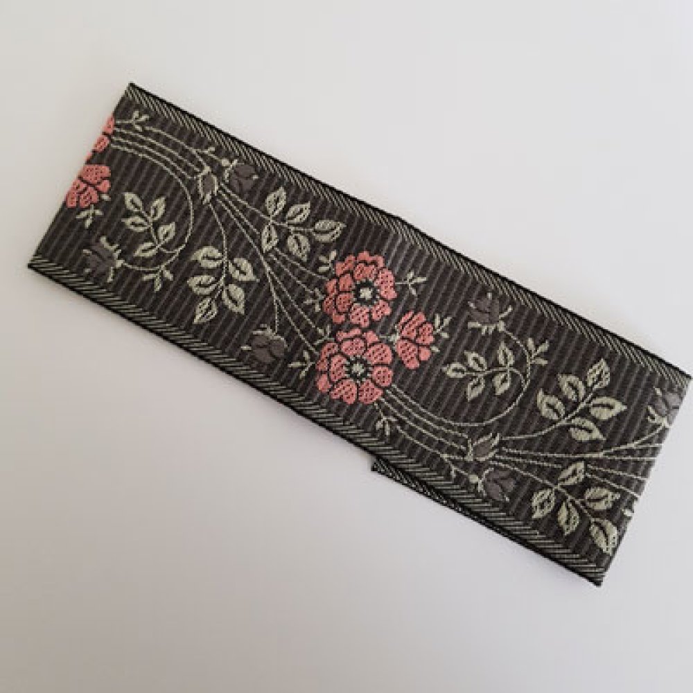 Fancy band N°001 på 22 cm.