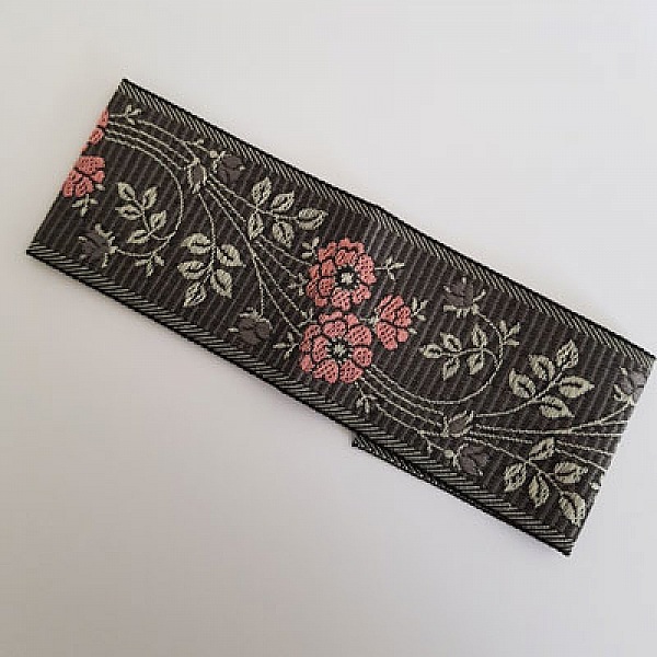 Fancy band N&deg;001 p&aring; 22 cm.