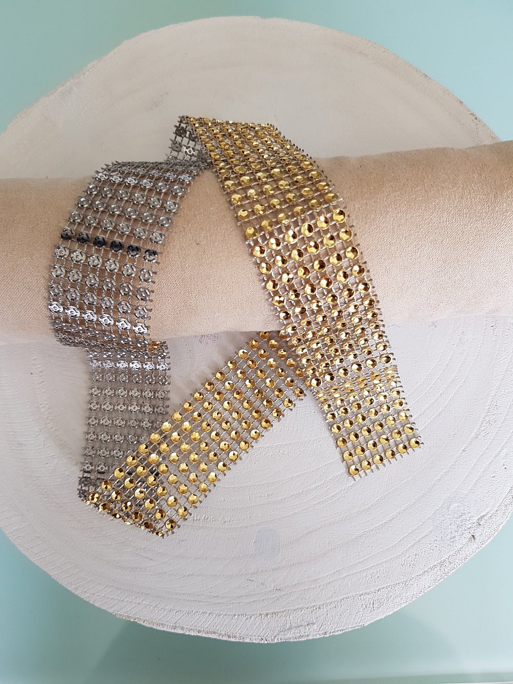 Strassband N&deg;05 Guld per 0,50 cm.