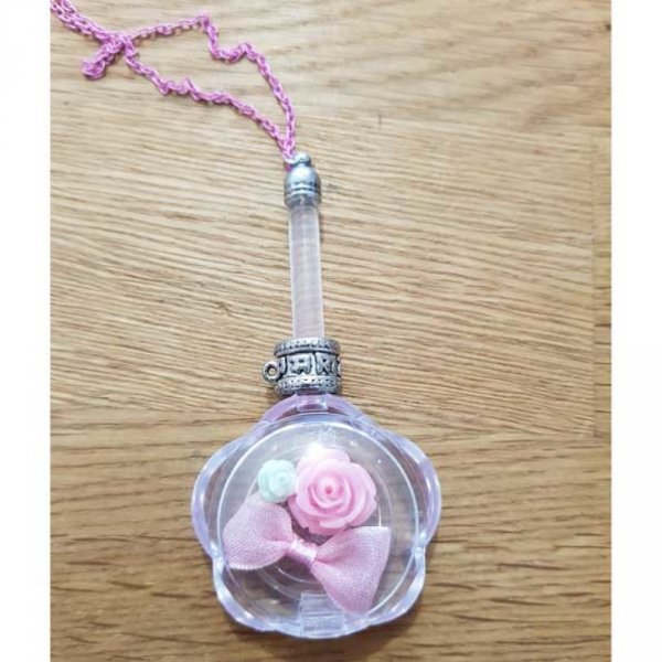 Plastdocka med fyllning