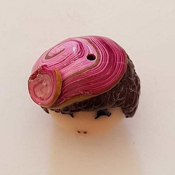 T&ecirc;te polym&egrave;re N&deg;28