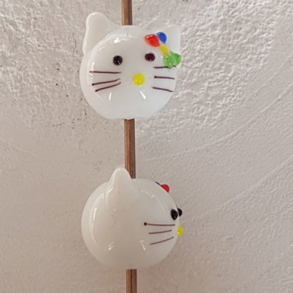 Katthuvuden per 10 N&deg;02