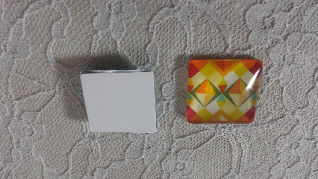 glas fyrkantig cabochon 25mm 014 