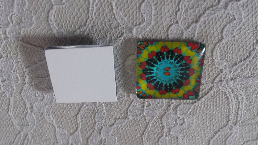 fyrkantig glascabochon 25mm 008 