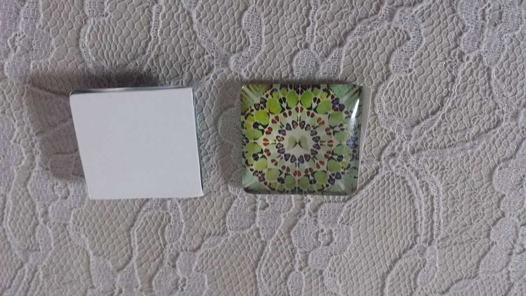 fyrkantig glascabochon 25mm 004 