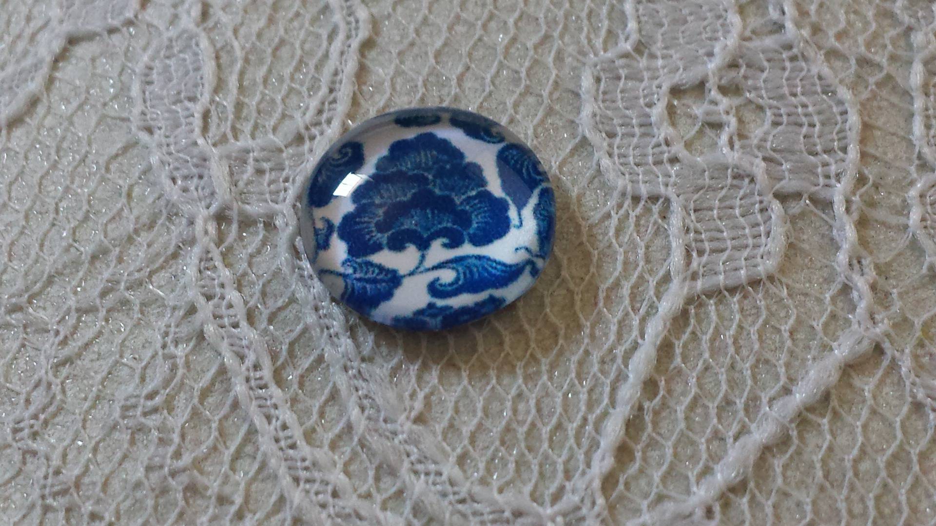 glas cabochon rund 12mm blå blomma 017 
