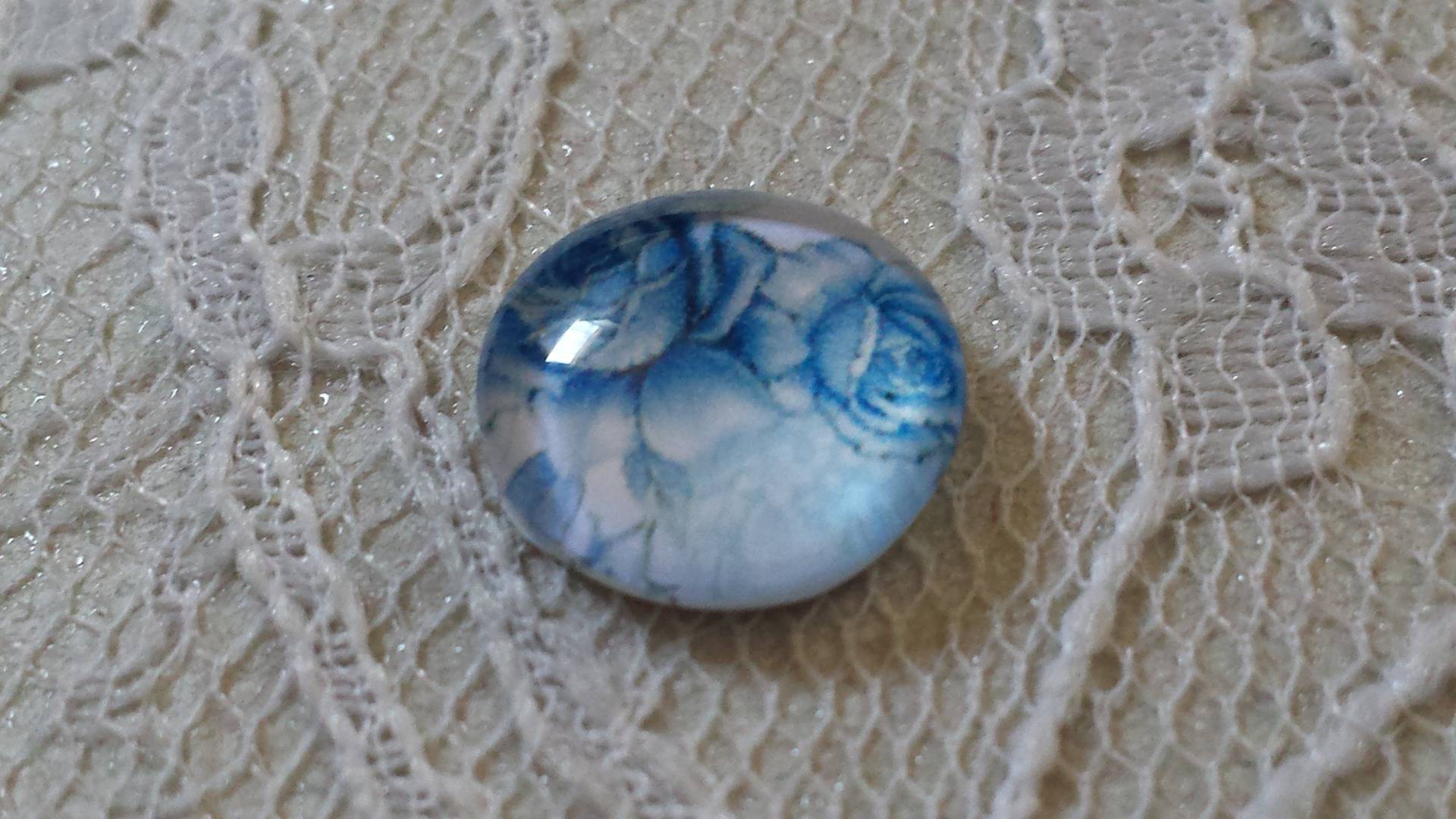 glas cabochon rund 12mm blå blomma 010 