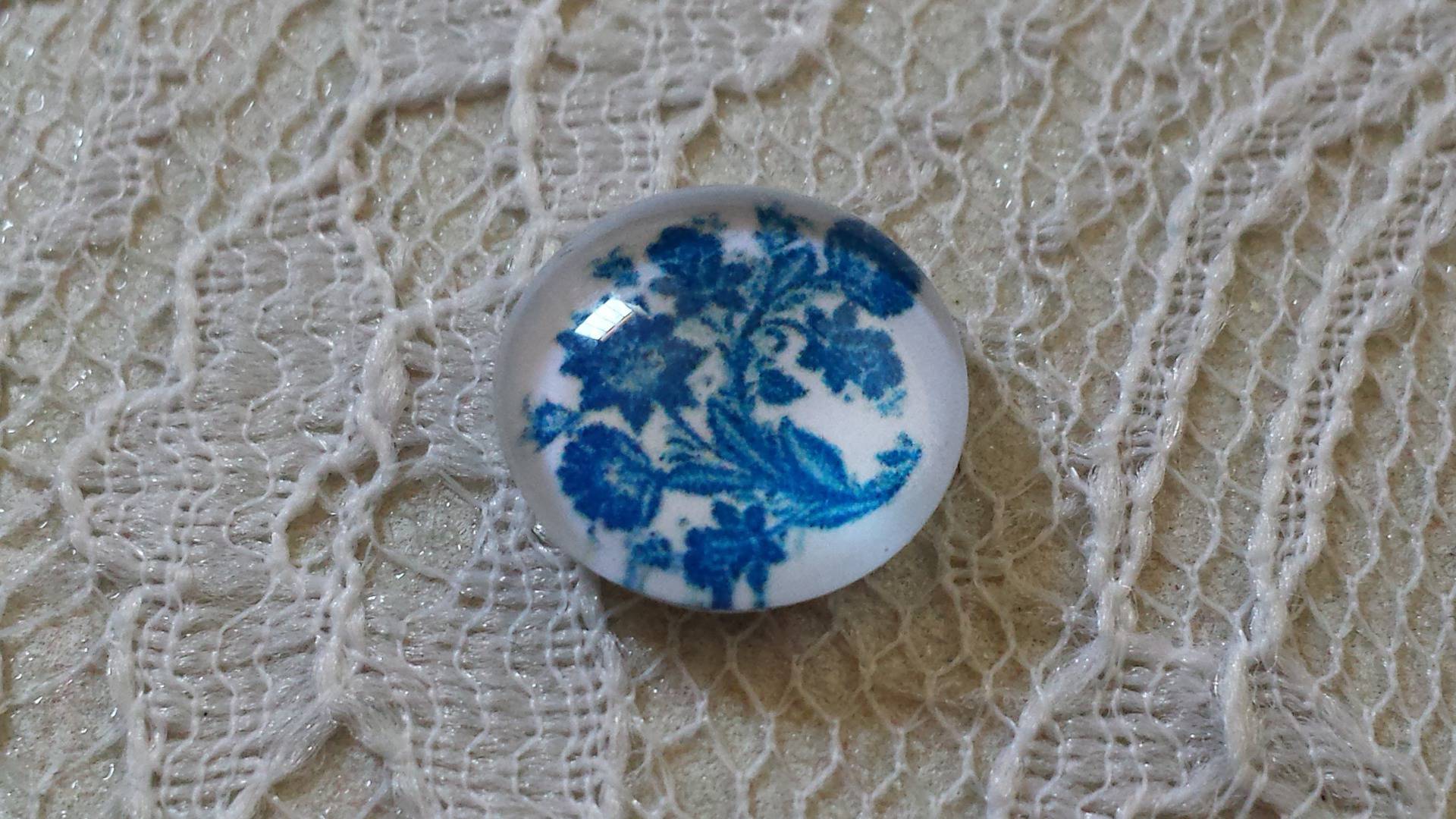 glas cabochon rund 12mm blå blomma 004 