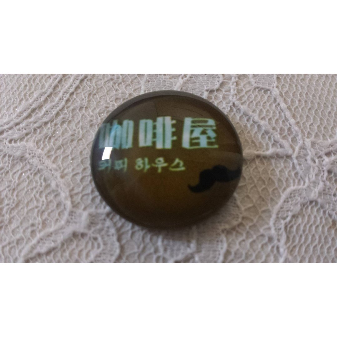glas cabochon rund 25mm mustasch 042 