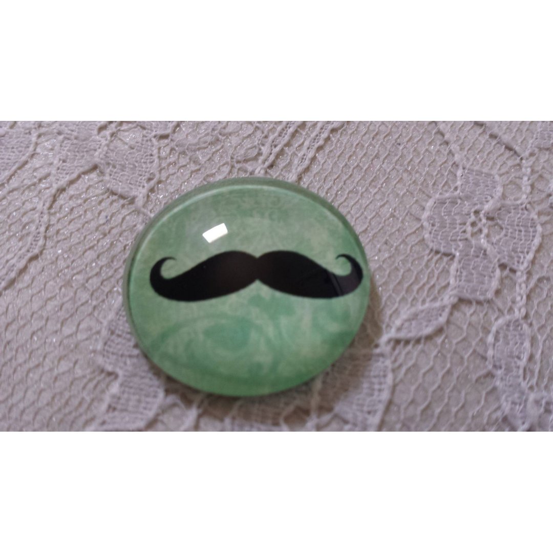 glas cabochon rund 25mm mustasch 024 