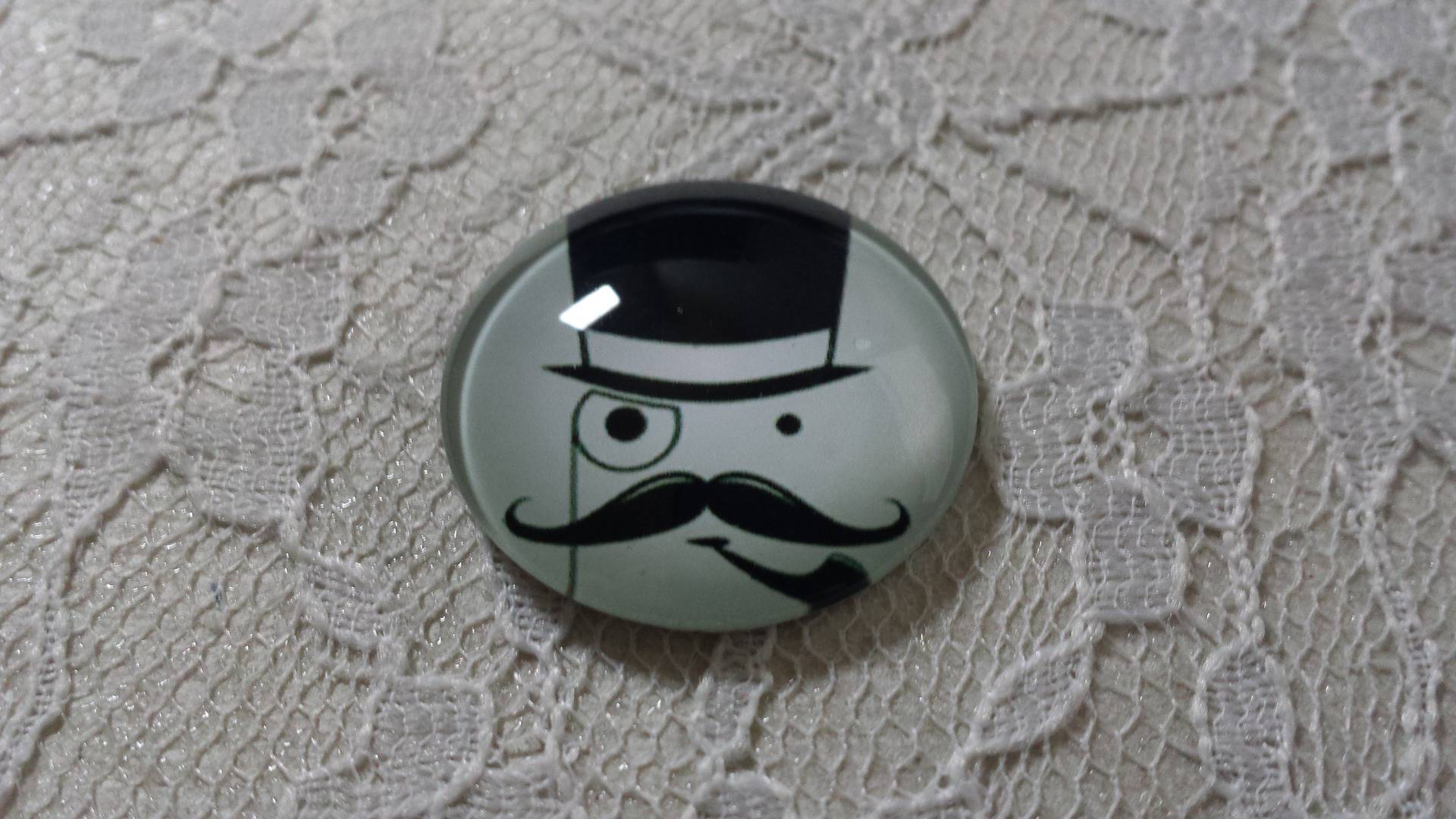 glas cabochon rund 25mm mustasch 017 