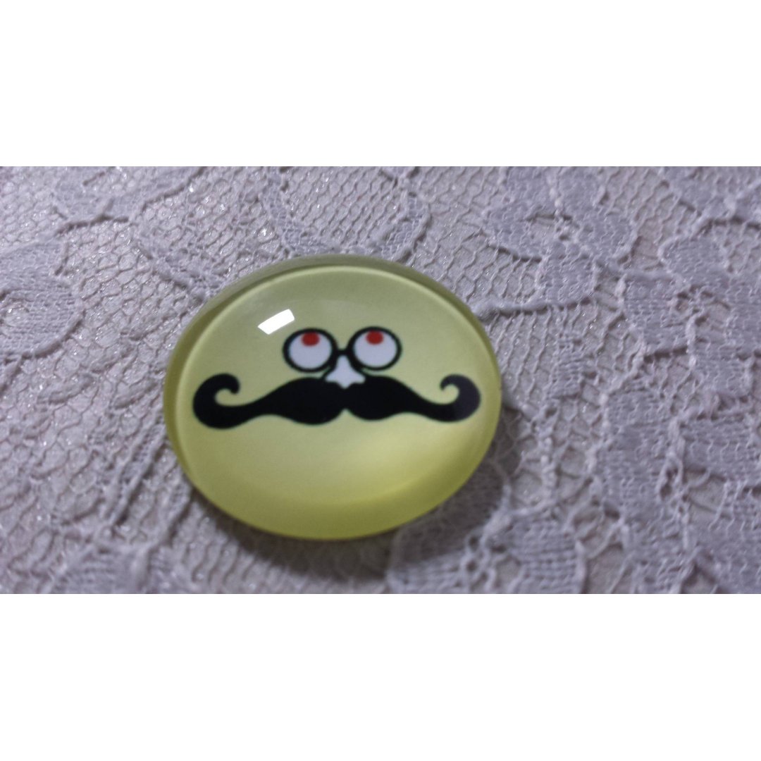 glas cabochon rund 25mm mustasch 015 
