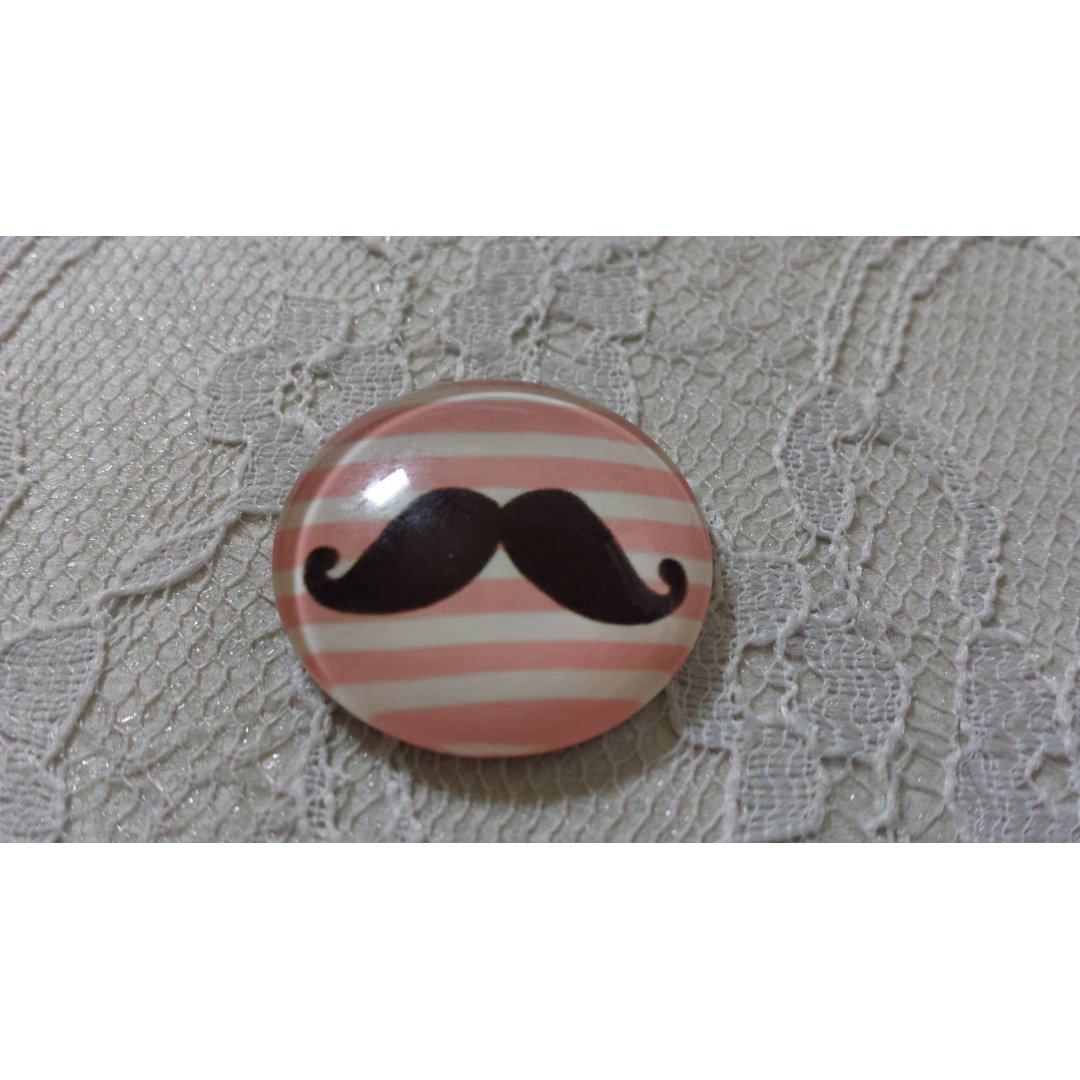 glas cabochon rund 25mm mustasch 002 