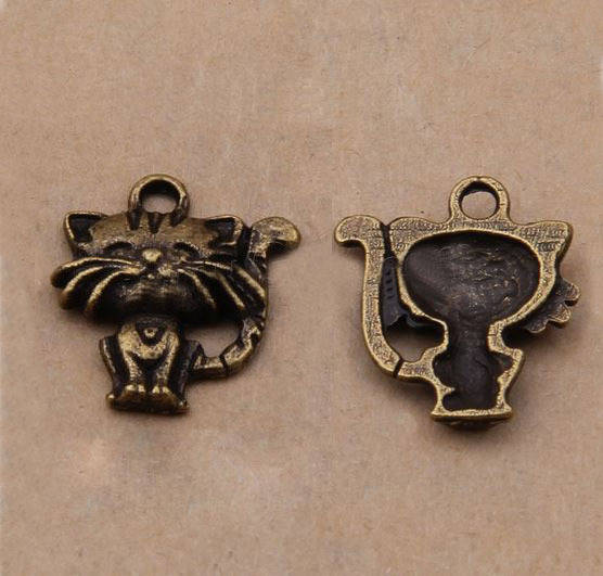 uppsättning av 5 brons metall katt berlocker-No. 01 Cat Pendant 