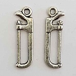 Charm Verktygssåg N°01 Silver