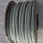 Pastellblå läderkula 06 mm med nickelfri kedja per 20 cm