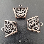 2 halsduksslingor N°44