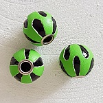 Rund läderpärla N°06 Grön