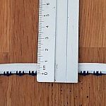 Metervis Fancy vit elastisk elastik 9 mm.