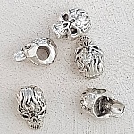 Skull och korsben charm N°19