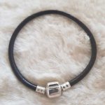 Europeiskt armband med klipp, vanligt 01 från 15 till 23 cm mörkbrun