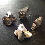 Glas facetterad fjäril charm N°02-02