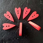 Trä hjärta knapp röd N°02-06