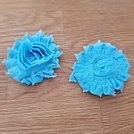 Blomma av fransigt tyg nr 57