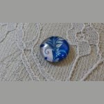 glas cabochon rund 12mm blå blomma 033 