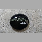 glas cabochon rund 25mm mustasch 029 