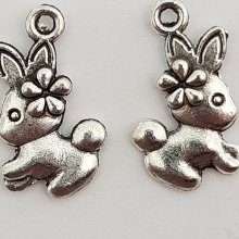 Kanin charm N°01