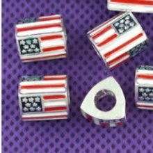 Pearl nr 0002 Tricolour Email Flag Compatible